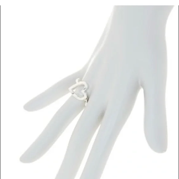 Gucci Silver Heart Beaded Toggle Ring - Picture 5 of 15